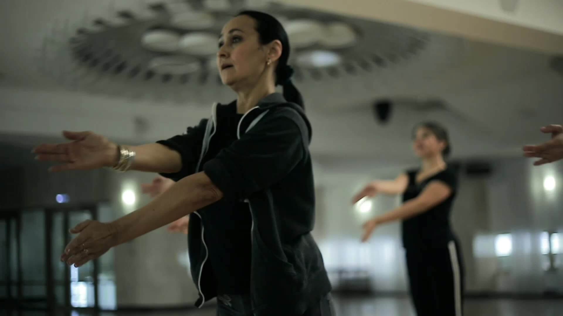 Guzal Dance performance background
